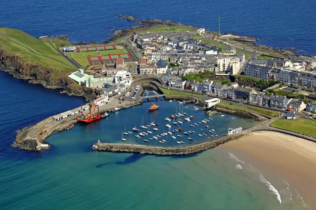 Apartamento Coastal Links Portrush Exterior foto